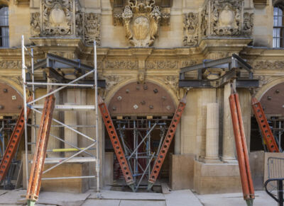 RESTORATION OF GRADE I LISTED COLUMNS AT ST JOHNS COLLEGE, OXFORD - Szerelmey