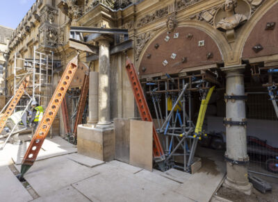 RESTORATION OF GRADE I LISTED COLUMNS AT ST JOHNS COLLEGE, OXFORD - Szerelmey